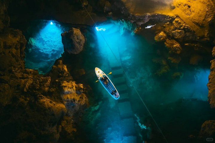 Guizhou Bai Yu Cave Adventure One Day Tour