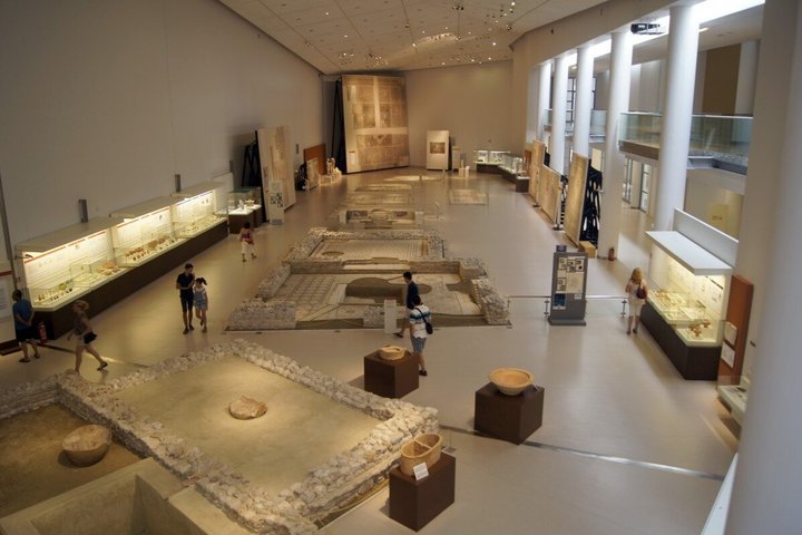 Private 4 Hour Patras Tour History Culture and Wine Tasting
