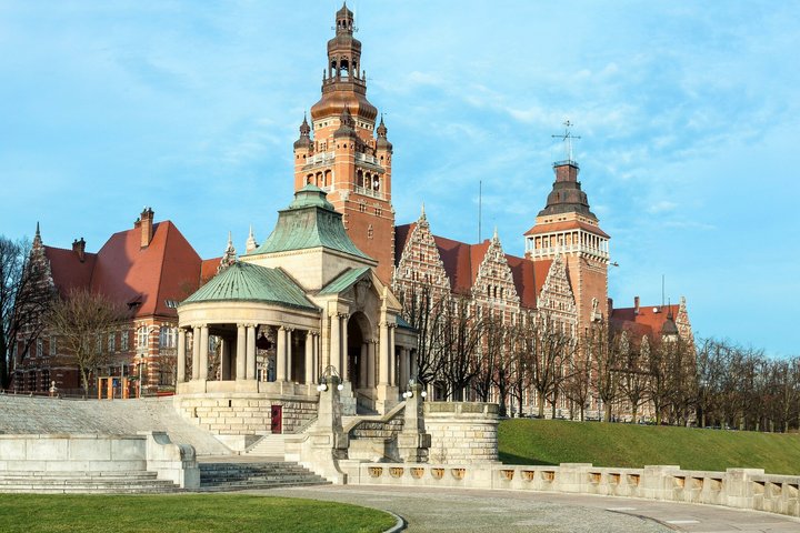 Szczecin Highlights: Private Driven Shore Tour