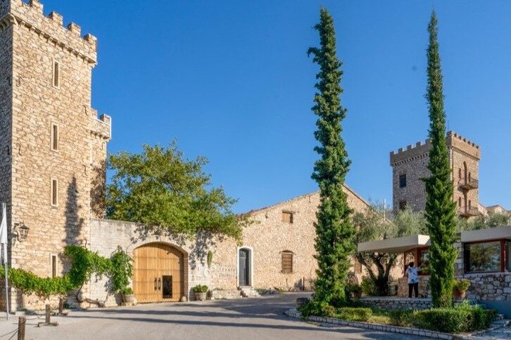 Private 4 Hour Patras Tour History Culture and Wine Tasting
