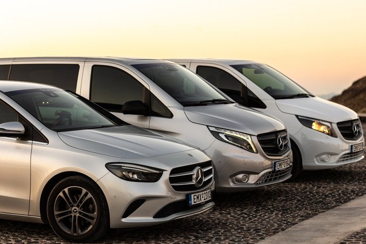 Santorini: Hire Private Car and Driver with Flexible Itinerary