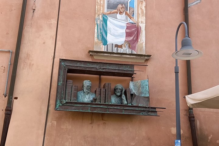 RAVENNA & LUNCH ON THE BEACH - Private Day Tour from Bologna