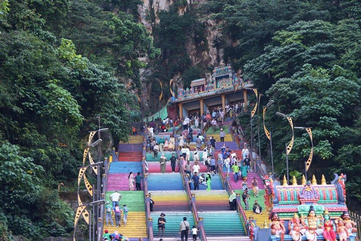Private Batu Cave, Feed Silver Monkeys and Thousands of Fireflies