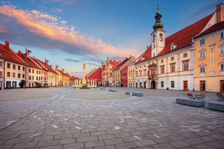 Private Walking Tour Maribor Old Vine and Historic Squares