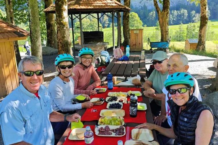 Lauterbrunnen and Trummelbach Waterfalls E-bike Tour Swiss Picnic