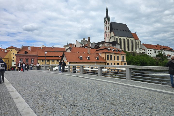 Passau to Prague Private Transfer – Ideal for Danube Cruises