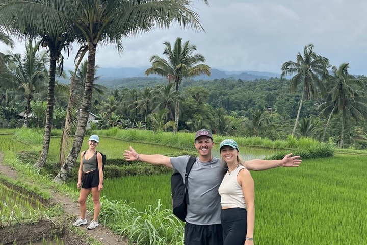 Tetebatu Private Trek Rice Fields Waterfall and Monkey Forest