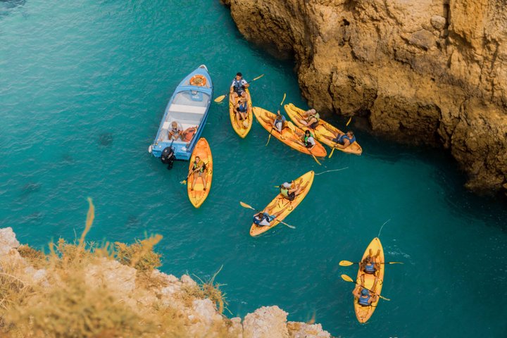 From Lagos: Kayak Tour of Ponta da Piedade Caves by Boat