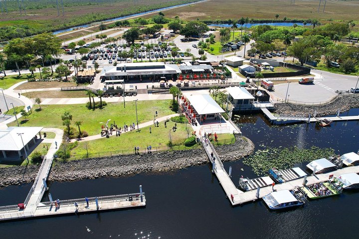 Everglades VIP Airboat Tour with Transportation Included
