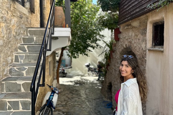 From Rethymno Private Tour to Spili Kourtaliotiko Kalypso Beach