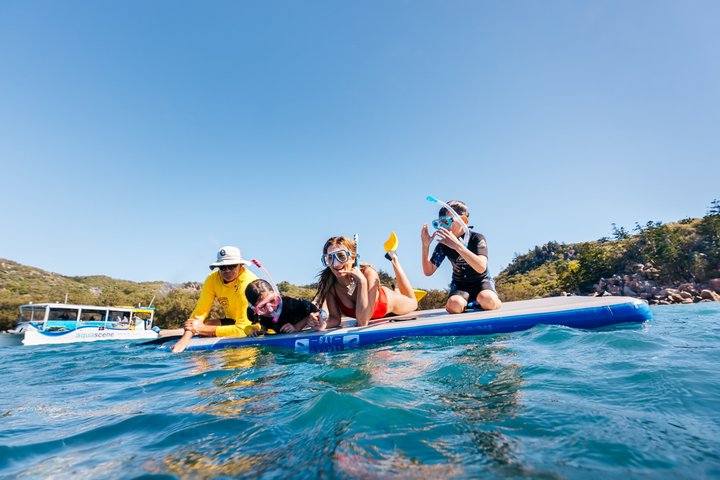 Aquascene Circumnavigation Magnetic Island Tour