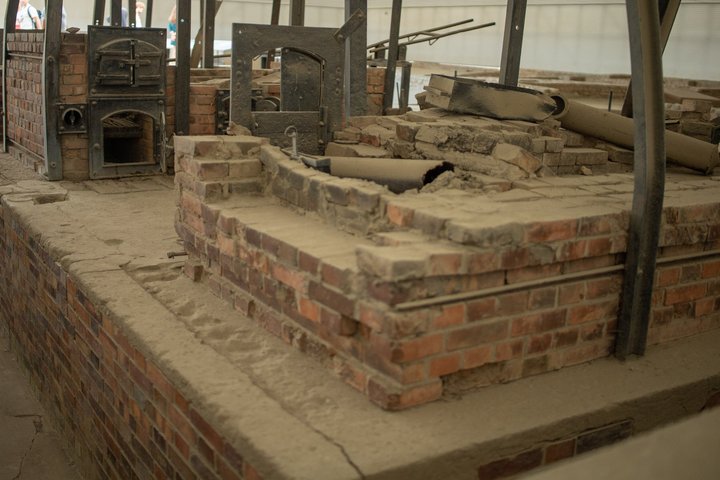 Berlin: Sachsenhausen Concentration Camp Tour in English