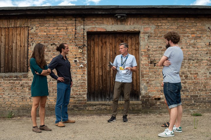 Berlin: Sachsenhausen Concentration Camp Tour in English