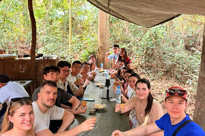 Explore Cu Chi Tunnels: Vietnam War History & Underground Life