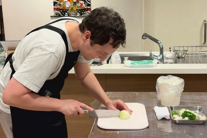 Local market visit & Chicken Omurice Cooking Class (Ebisu, Tokyo)