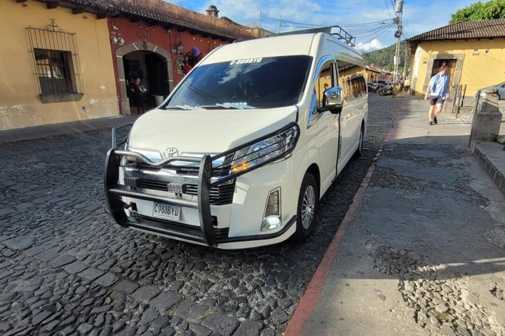 Shuttle One Way from Panajachel to Guatemala city