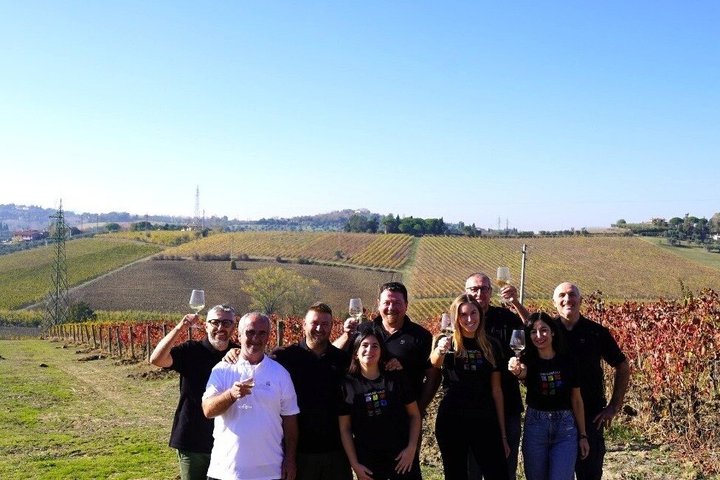 Organic Wine Tasting and Local Food with View near Rimini