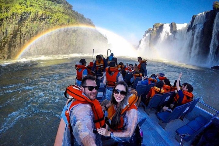 Under the Iguazu Falls live the Great Adventure + Train & Safari