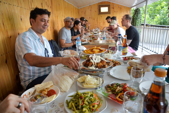 Day Trip to Armenia Including Homemade Lunch