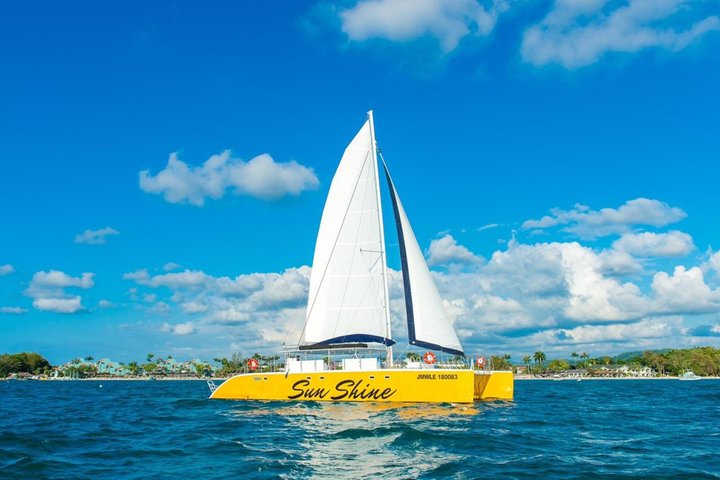 Party Catamaran Sunset Ricks Cafe Negril Open Bar and DJ