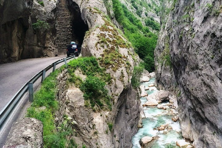 Discover Highlights of Kosovo in 4 days tour!