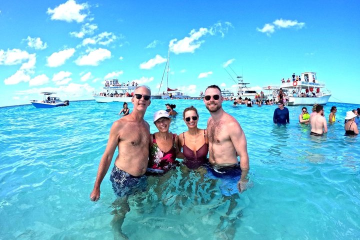 Ocean Blue Charters Private Boat Charters in the Cayman Islands