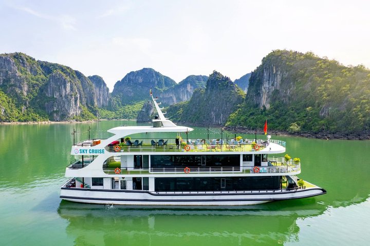 DELUXE Halong Bay Day Tour From Hanoi, Daily Operated 2026 - 2027