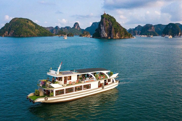 DELUXE Halong Bay Day Tour From Hanoi, Daily Operated 2026 - 2027