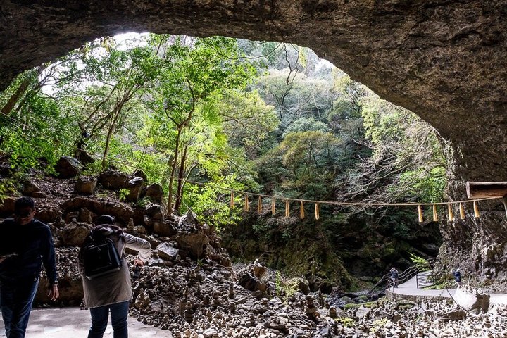 Takachiho Private Tour | Gorge, Cave, Train & Sea of Clouds