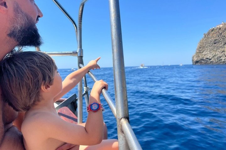 From Anzio: Ponza Boat Tour Swimming & Lunch + Ferry Tickets