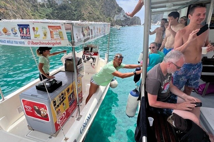 From Anzio: Ponza Boat Tour Swimming & Lunch + Ferry Tickets
