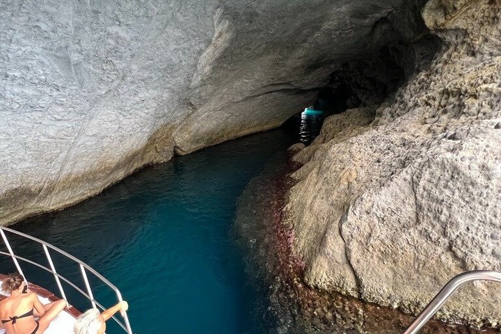 From Anzio: Ponza Boat Tour Swimming & Lunch + Ferry Tickets
