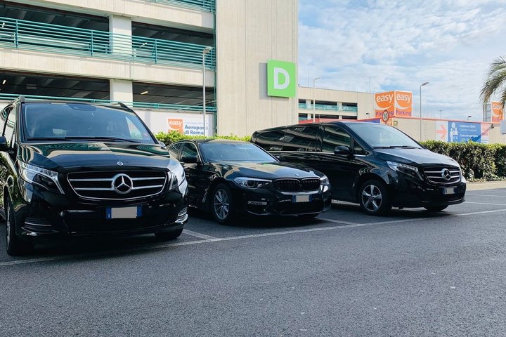 Private Transfer from Helsinki Port to Helsinki Airport (HEL)
