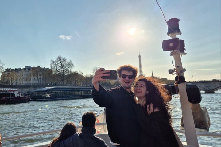 Paris Seine River Sunset & Evening Champagne Cruises