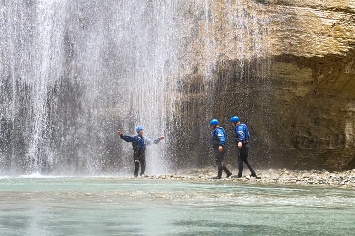 Osumi Canyon Adventure - Rafting & Tubing