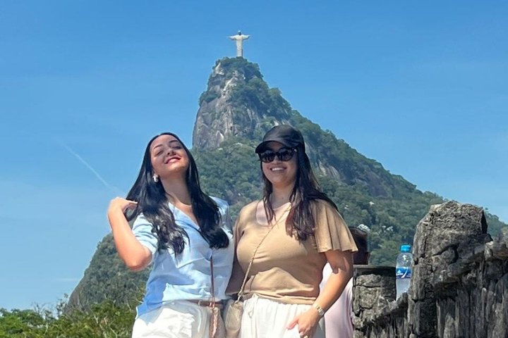 Best of Rio in One Day: Christ Redeemer, Sugarloaf & Local Lunch