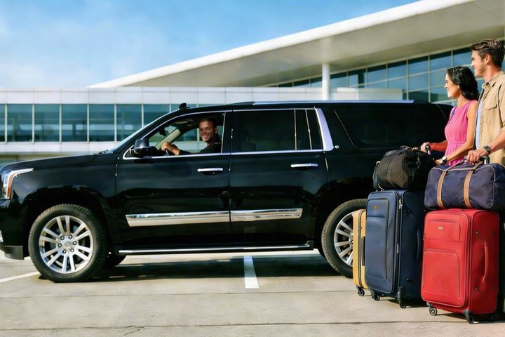 NYC Private Airport Transfer from JFK or LGA to Manhattan