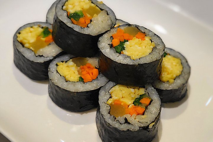 Korean Cooking Class in Gyeongju: Bibimbap, Gimbap & Omelette