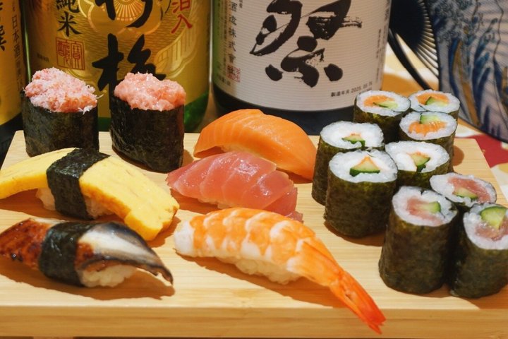 Osaka Sushi Making Class – Hands-On Nigiri & Rolls (Same-Day OK)