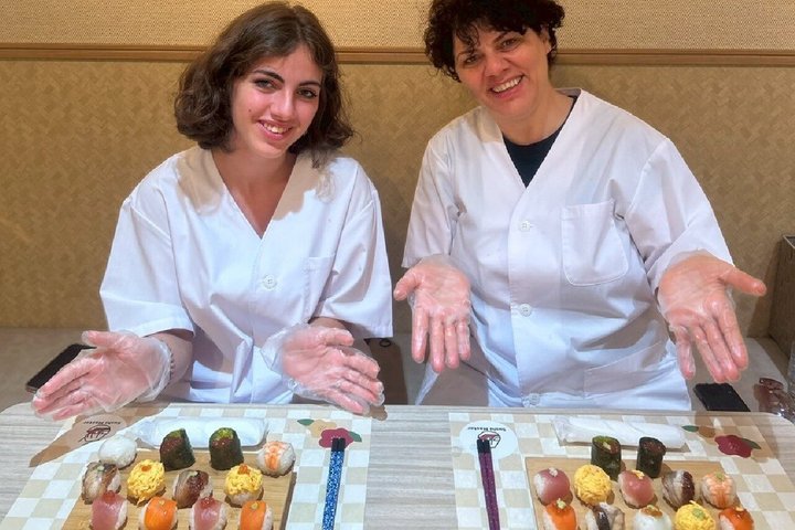 Osaka Sushi Making Class – Hands-On Nigiri & Rolls (Same-Day OK)