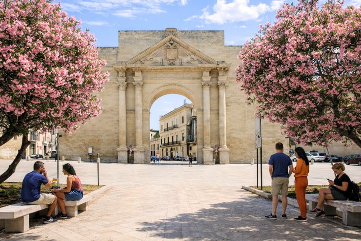 Personalized City Walking Tour in Lecce with Local