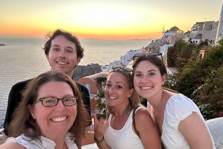 Santorini Half-Day Private Tour: Oia, Imerovigli, and Red Beach