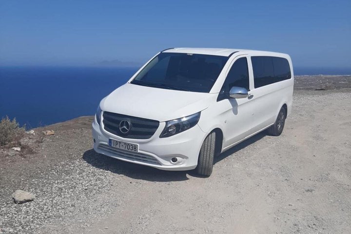 Santorini Half-Day Private Tour: Oia, Imerovigli, and Red Beach