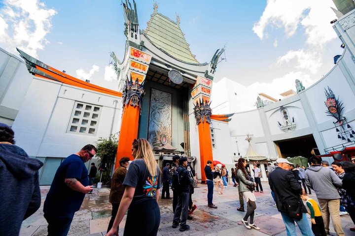 Luxury full day Los Angeles Tour – Private SUV Experience