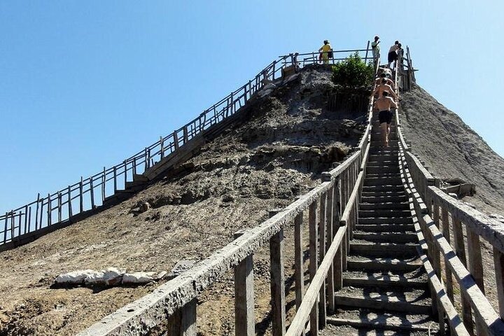 Private Mud Volcano Tour Cartagena with Transport