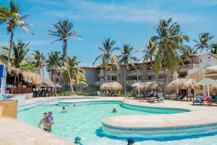 Cartagena Mud Volcano Tour with Lunch & Transport
