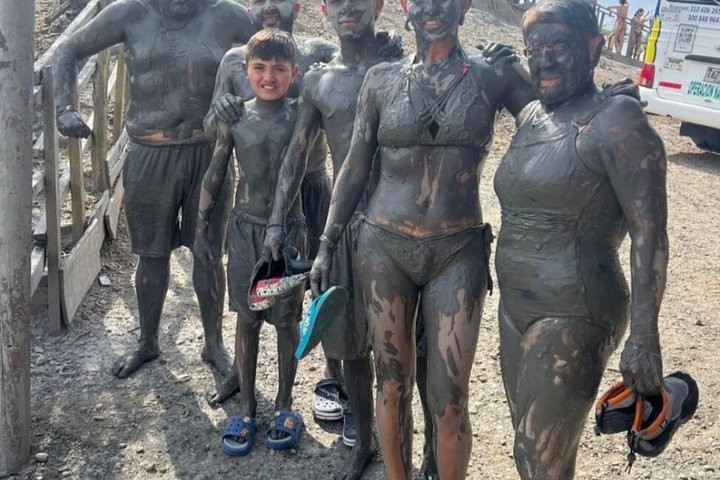 Private Mud Volcano Tour Cartagena with Transport