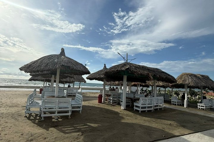 Cartagena Mud Volcano Tour with Lunch & Transport