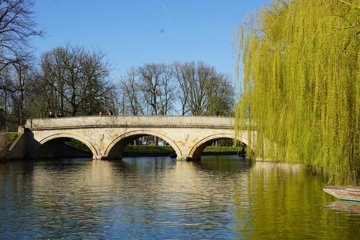 Cambridge Private Punting Tour