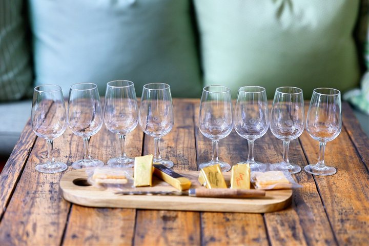 Full‑Day Stellenbosch and Franschhoek Wine Tour from Cape Town